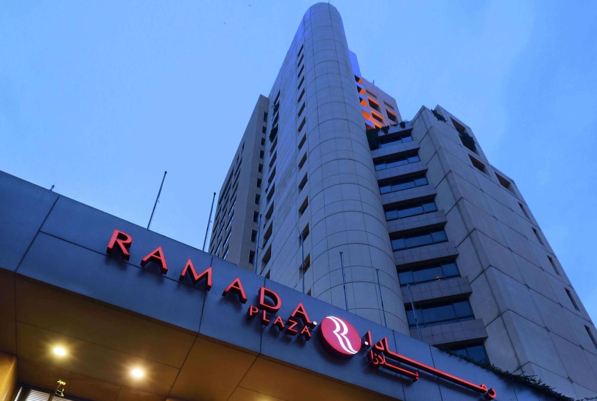 Ramada Plaza By Wyndham Beirut Raouche Hotel Eksteriør billede