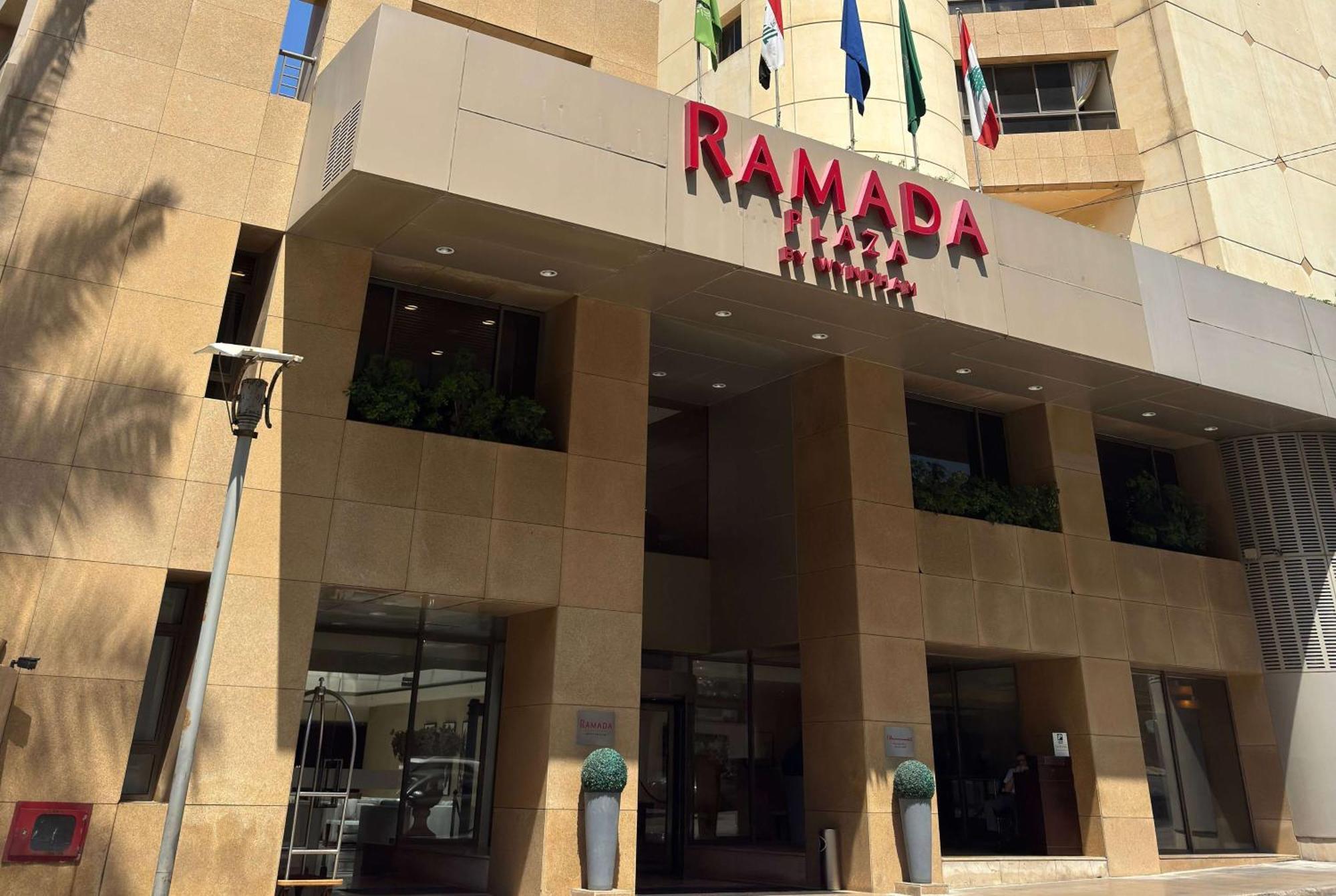 Ramada Plaza By Wyndham Beirut Raouche Hotel Eksteriør billede